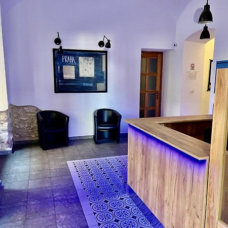 New City Centre Garden Apartment - Central Location Prague Ngoại thất bức ảnh