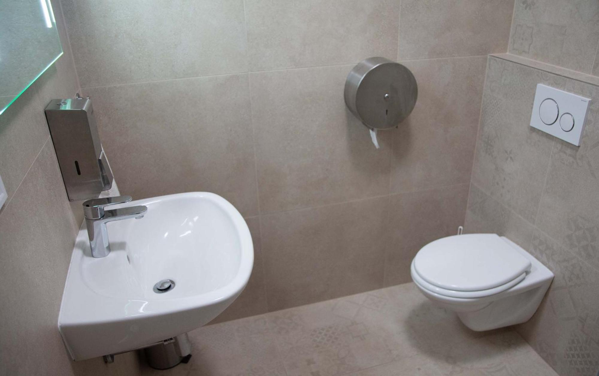 New City Centre Garden Apartment - Central Location Prague Ngoại thất bức ảnh