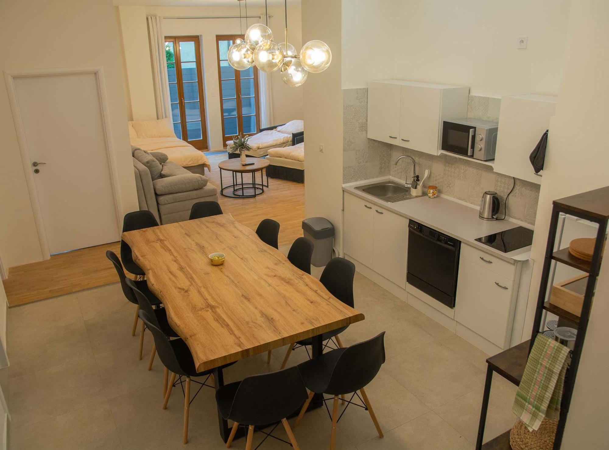 New City Centre Garden Apartment - Central Location Prague Ngoại thất bức ảnh