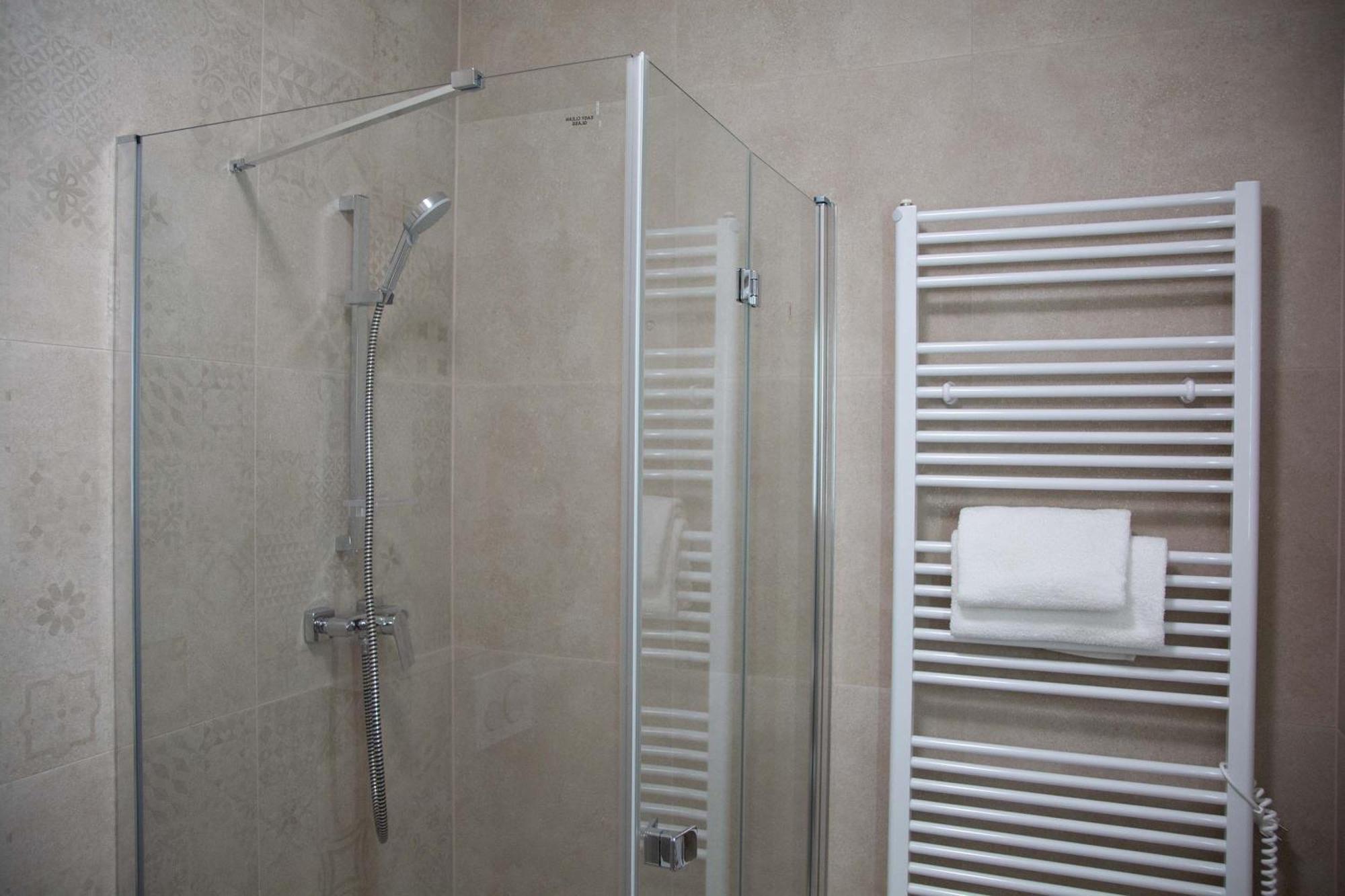 New City Centre Garden Apartment - Central Location Prague Ngoại thất bức ảnh