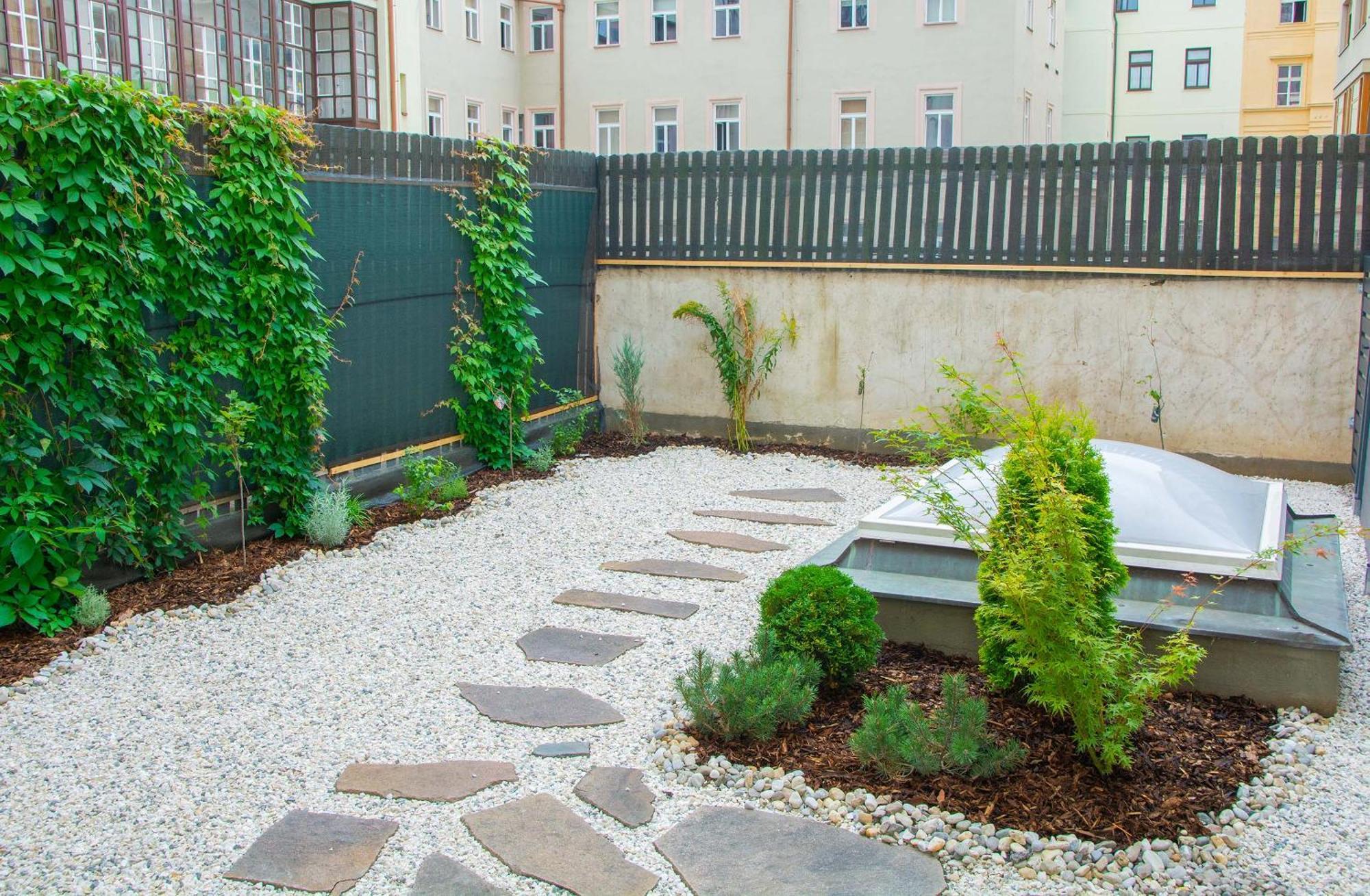 New City Centre Garden Apartment - Central Location Prague Ngoại thất bức ảnh